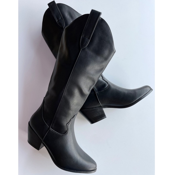 𝙉𝙀𝙒 𝙄𝙉🖤𝑩𝒂𝒓𝒄𝒆𝒍𝒐𝒏𝒂 𝑵𝒊𝒈𝒉𝒕𝒔 𝑪𝒐𝒘𝒈𝒊𝒓𝒍 𝑩𝒐𝒐𝒕 - Picture 2 of 3